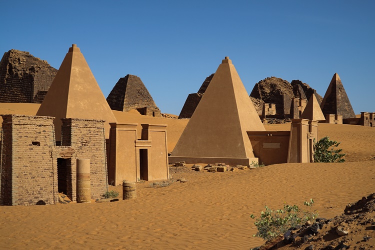 sudan pyramids 