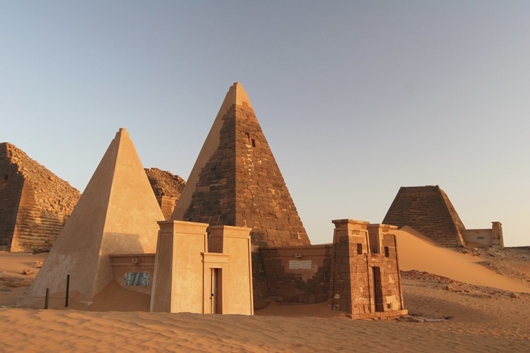 sudan pyramids 