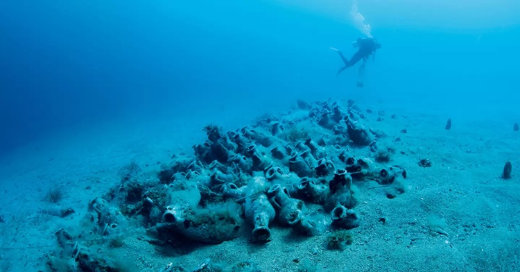 greece underwater museum