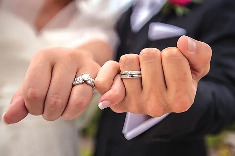 Wedding Ring Is Worn On The Left Ring Finger, Here's Why