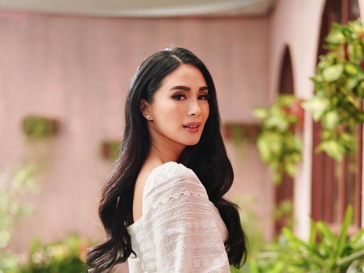 Heart Evangelista S Net Worth Here S How Rich The Fashion Icon Is