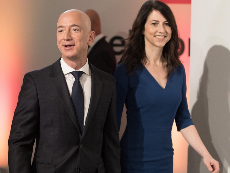 Jeff Bezos, Wife MacKenzie