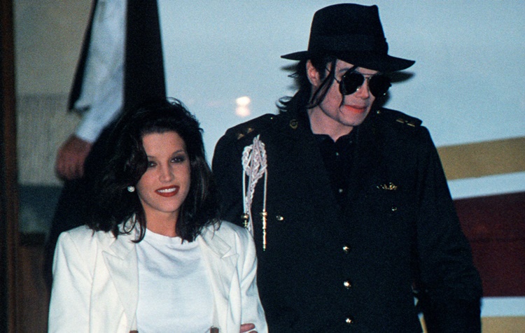 Trivia about Michael Jackson, Lisa Presley
