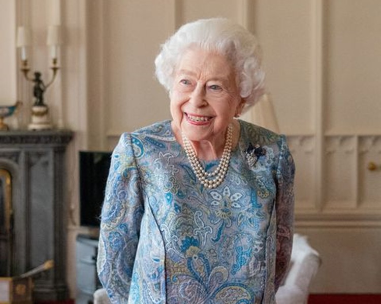 Queen Elizabeth Last Name