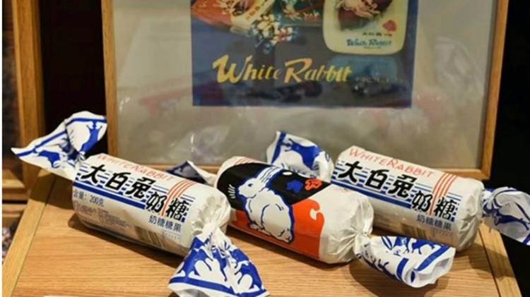 white rabbit candy 