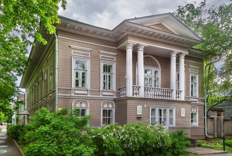 Unique Houses