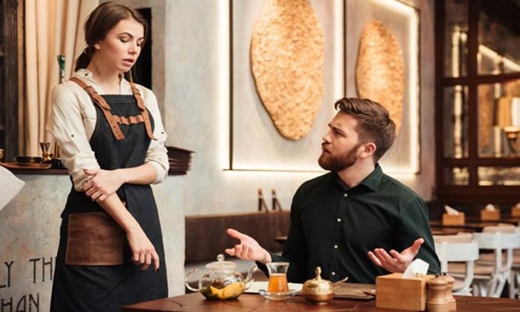 scold the waiter